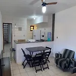 Excelente Apt 03 Qts - Cabo Frio Braga Praia Do Forte - Caucao Garantia De 400,00 - Wifi Gratis - Ar Condicionado Em Dois Quartos